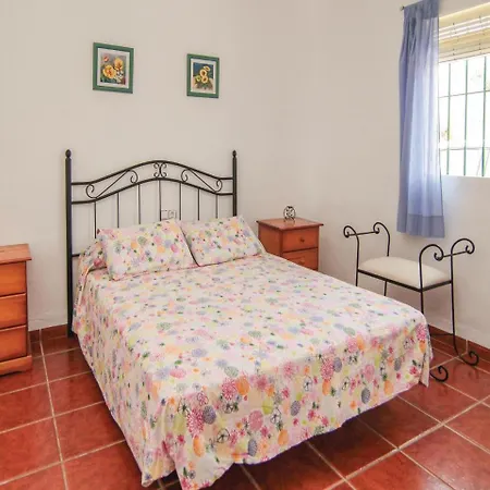 One-bedroom Holiday In *